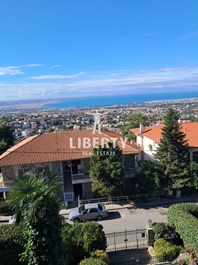 property-img