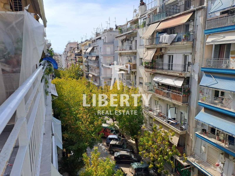 property-img
